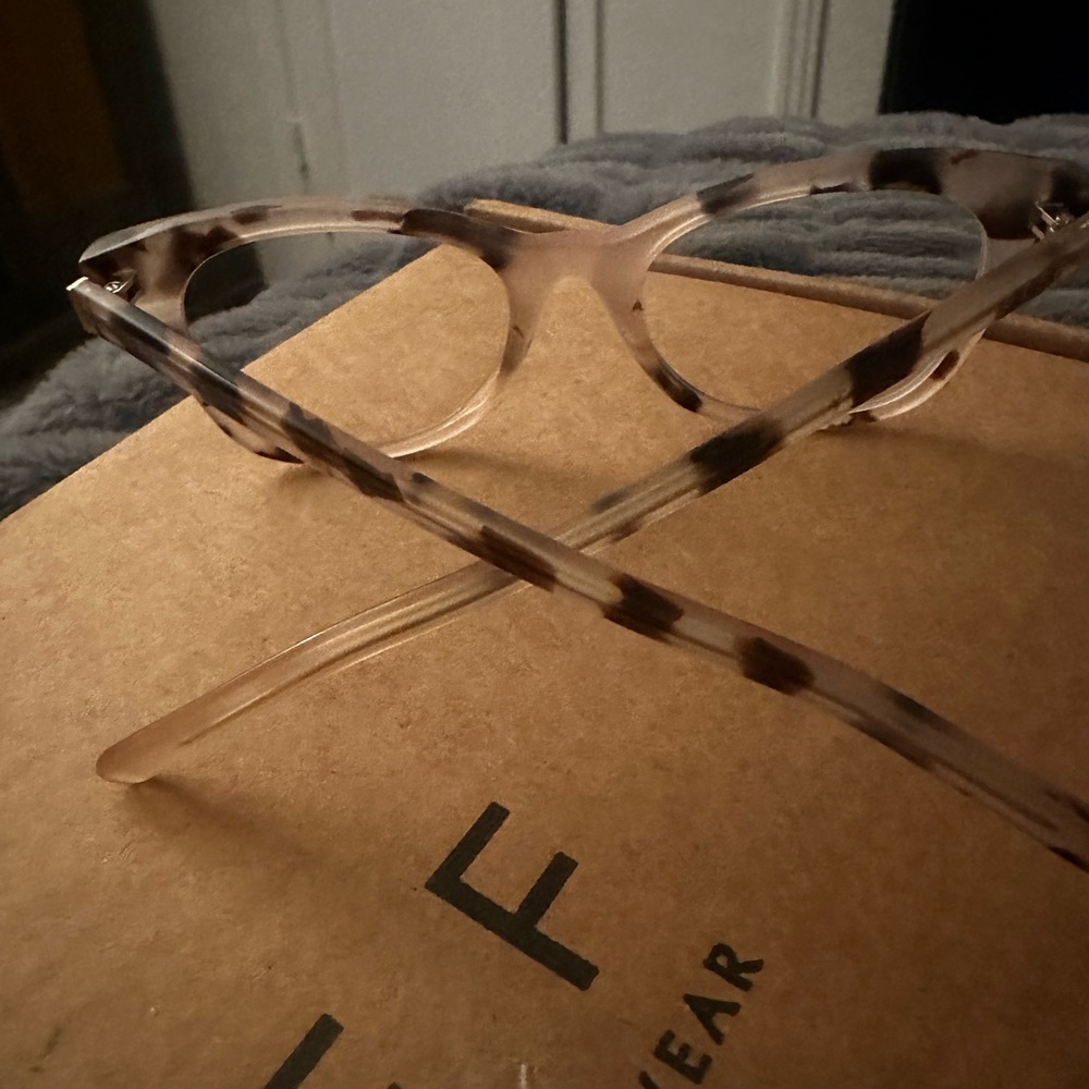 ❌ SOLD ❌ Diff Carina Cream Tortoise Prescription Eyeglass Frames - Picture 8 of 10